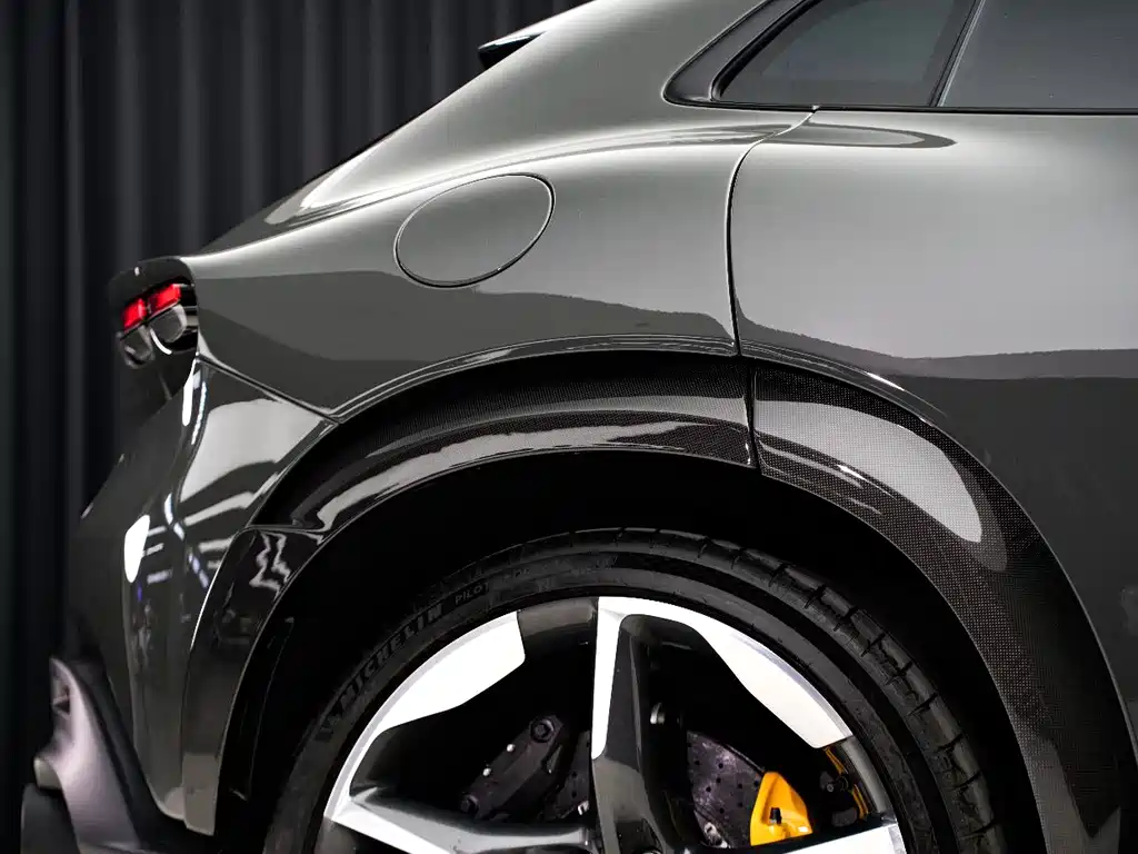 Purosangue 2023 6.5L V12 купить на сайте DeffCars