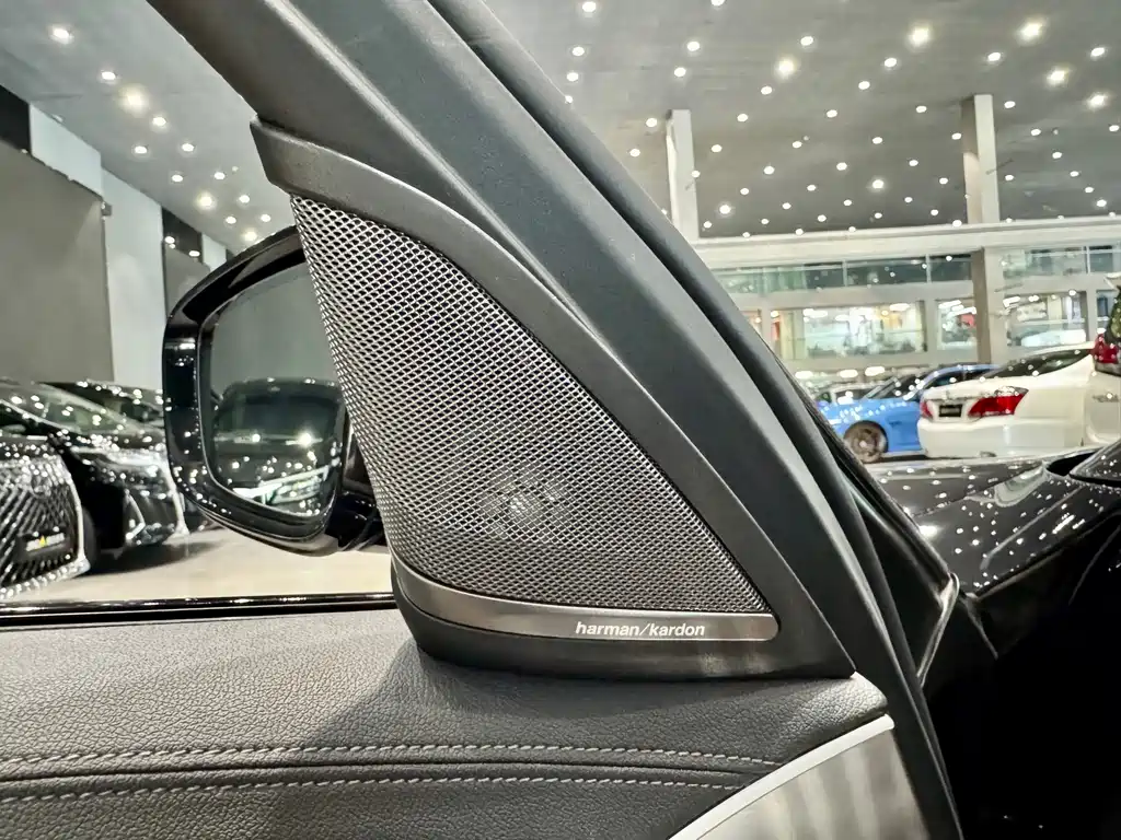 BMW 5 Series Imported 2022 530i M Sports Package купить на сайте DeffCars