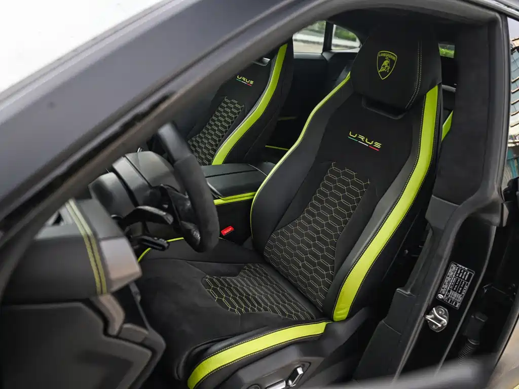 Urus 2021 4.0T V8 купить на сайте DeffCars