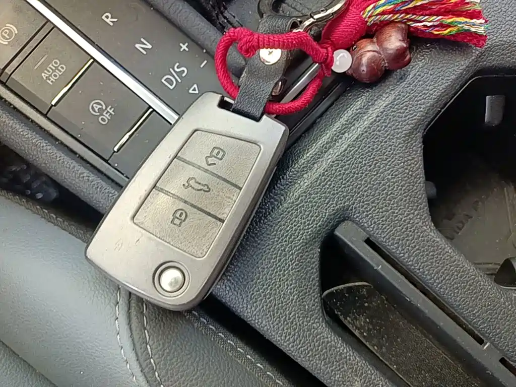 Lavida 2023 facelift 1.5L automatic starry sky 5 million version купить на сайте DeffCars