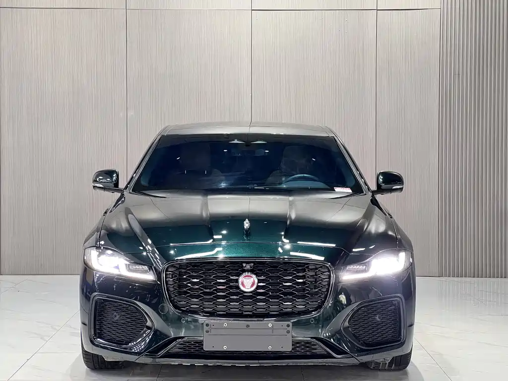 Jaguar XFL 2022 XFL 2.0T P250 two-wheel drive elite sports version купить на сайте DeffCars