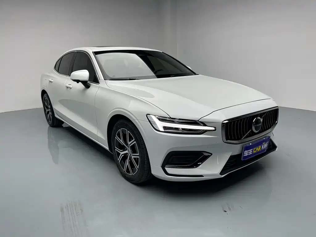Volvo S60 2025 B4 Zhiyi Luxury Edition купить на сайте DeffCars
