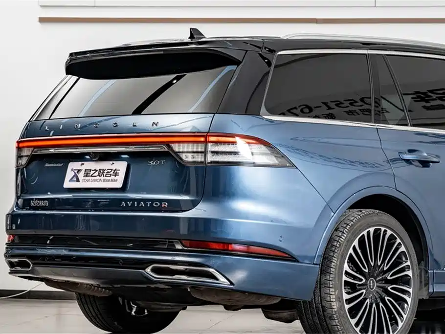 Aviator 2022 3.0T V6 four-wheel drive Presidential Edition купить на сайте DeffCars