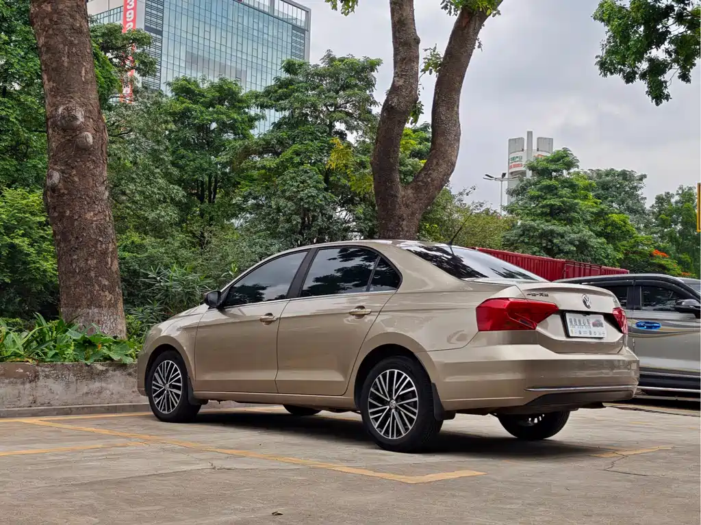 Jetta 2019 Dream Edition 1.5L Automatic Comfort Type купить на сайте DeffCars