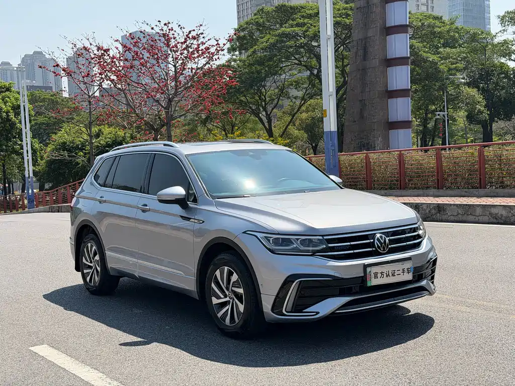 Tiguan L New Energy 2022 430PHEV plug-in hybrid flagship version купить на сайте DeffCars