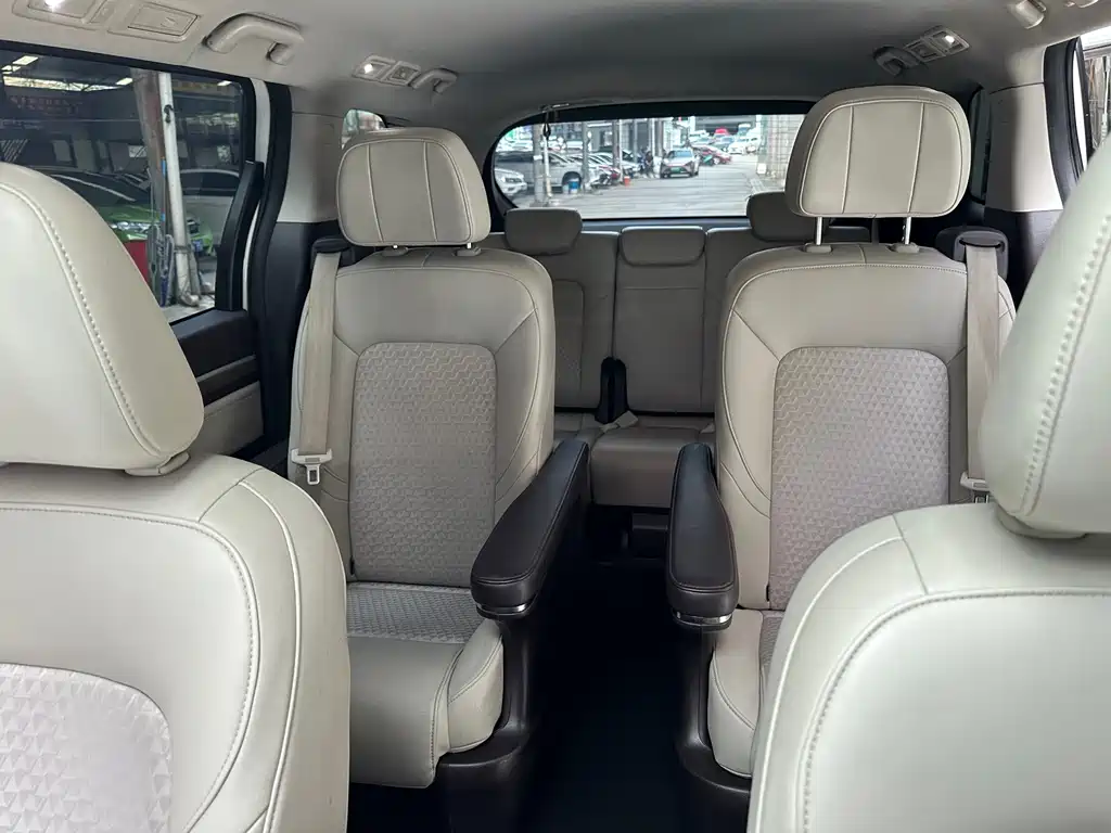 Trumpchi M8 2021 Lingxiu Series 390T Deluxe Edition купить на сайте DeffCars