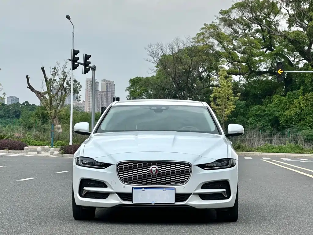 Jaguar XEL 2021 2.0T 250PS S Advanced and Elegant Edition купить на сайте DeffCars