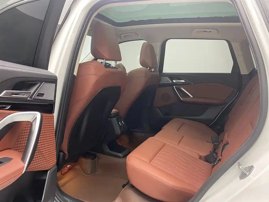 BMW X1 2025 sDrive25Li X Design Package купить на сайте DeffCars
