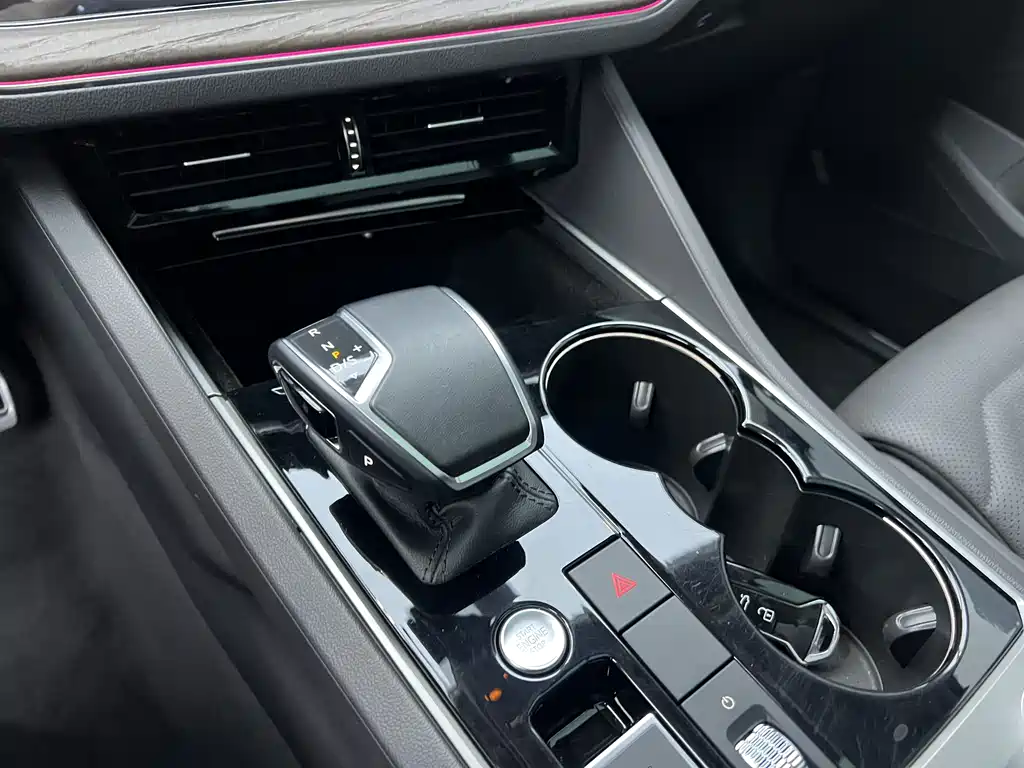 Touareg 2021 2.0TSI Ruishang Edition купить на сайте DeffCars