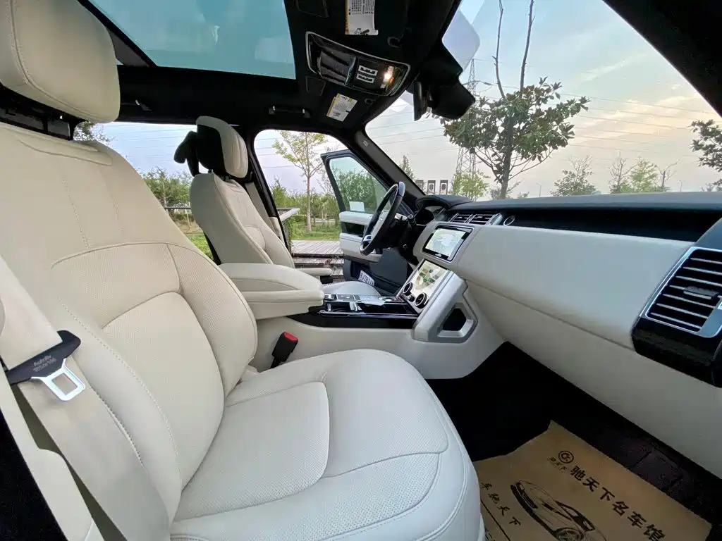 Range Rover 2022 3.0 L6 400PS Legendary Extended Classic Edition купить на сайте DeffCars