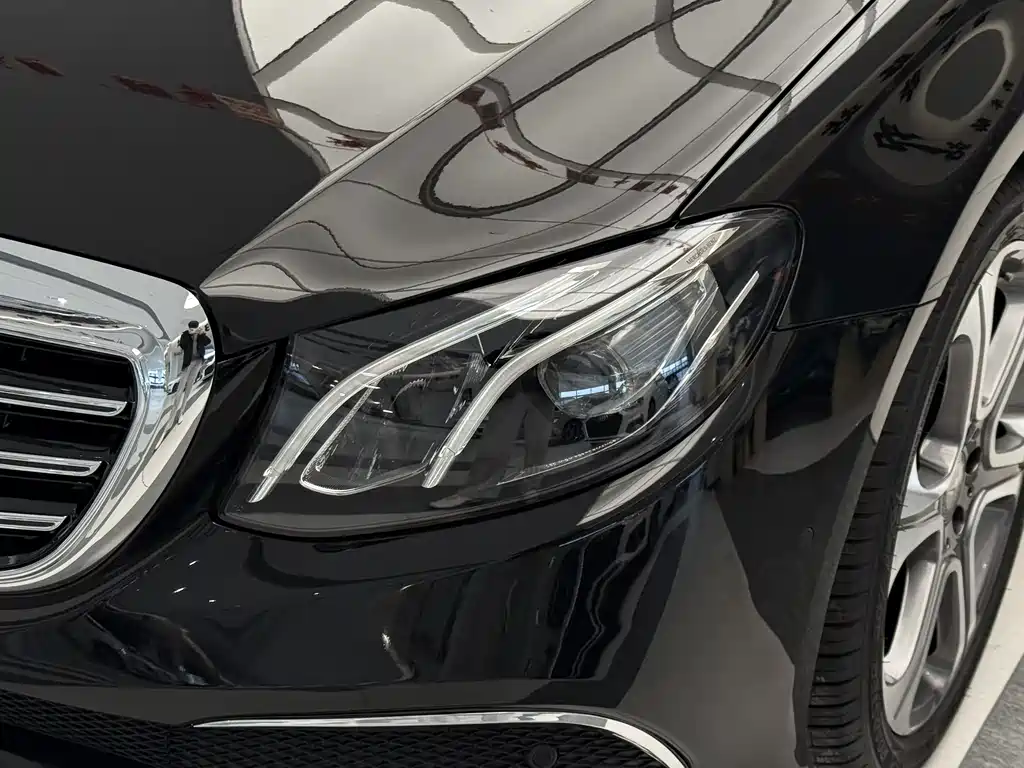Mercedes-Benz E-Class 2016 E 300 L Sporty and Stylish купить на сайте DeffCars