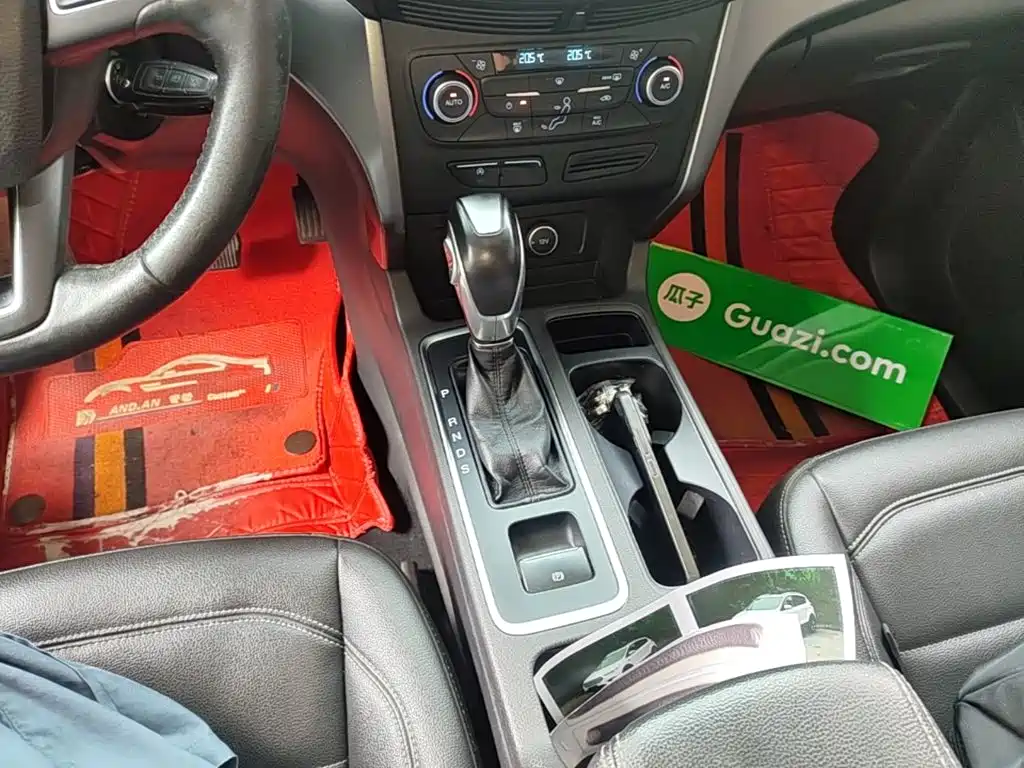 Escape 2019 EcoBoost 180 two-wheel drive platinum airfoil National VI купить на сайте DeffCars