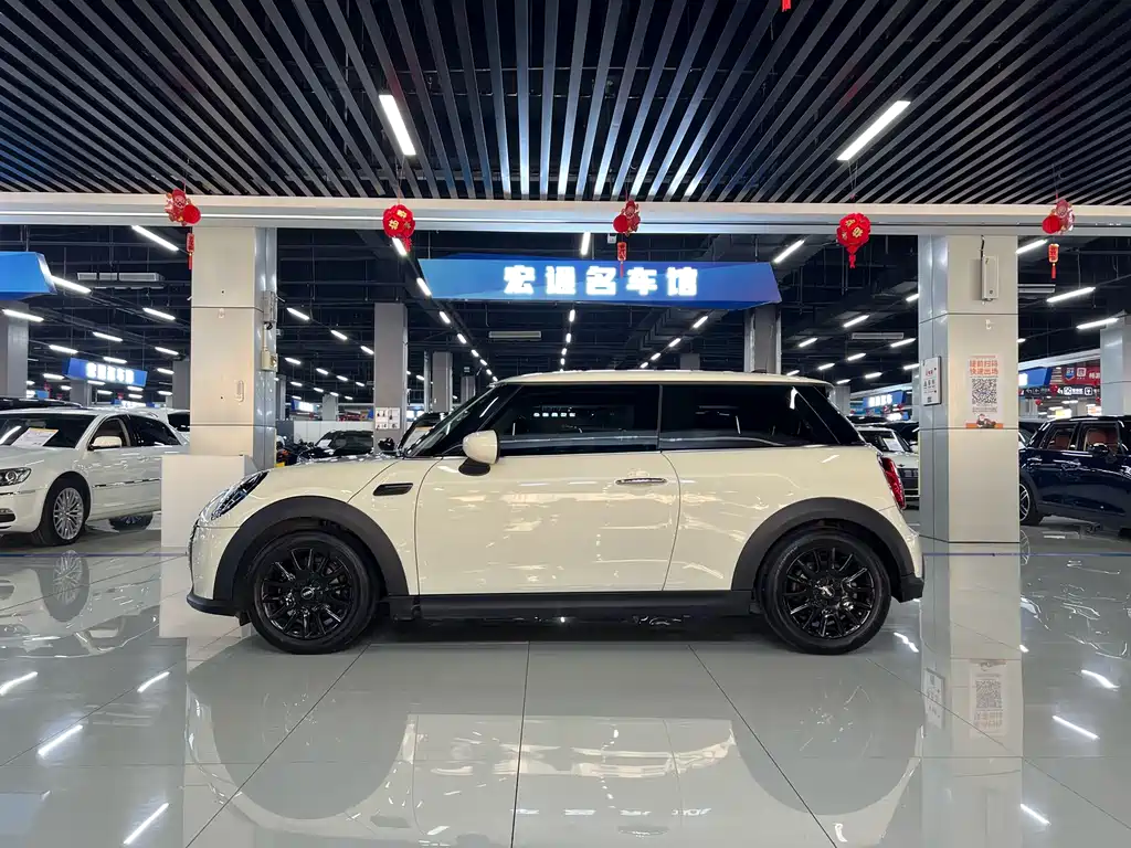 MINI 2022 1.5T ONE купить на сайте DeffCars