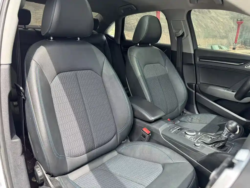 Audi A3 2019 Limousine 35 TFSI Sports National V купить на сайте DeffCars