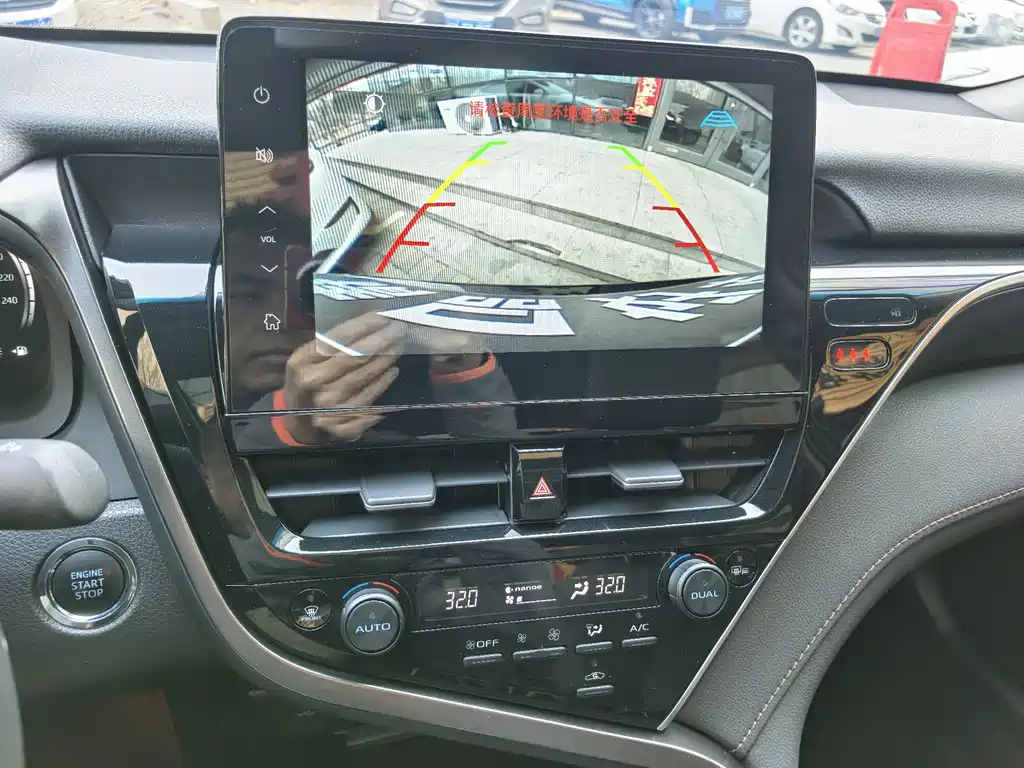 Camry 2023 2.5G Deluxe Edition купить на сайте DeffCars
