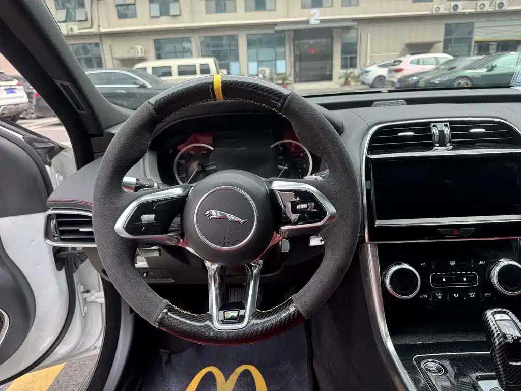 Jaguar XEL 2020 2.0T 200PS R-DYNAMIC S Advanced Sports Edition купить на сайте DeffCars