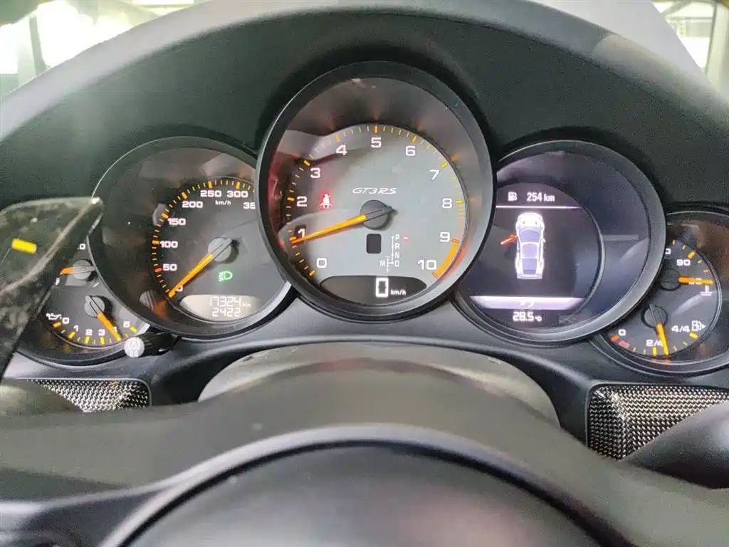 Porsche 911 2018 GT3 RS 4.0L купить на сайте DeffCars