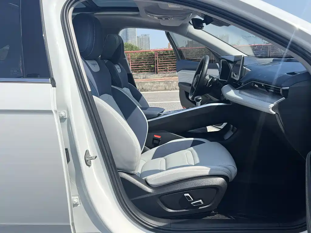Xingrui 2023 2.0TD Premium Model купить на сайте DeffCars