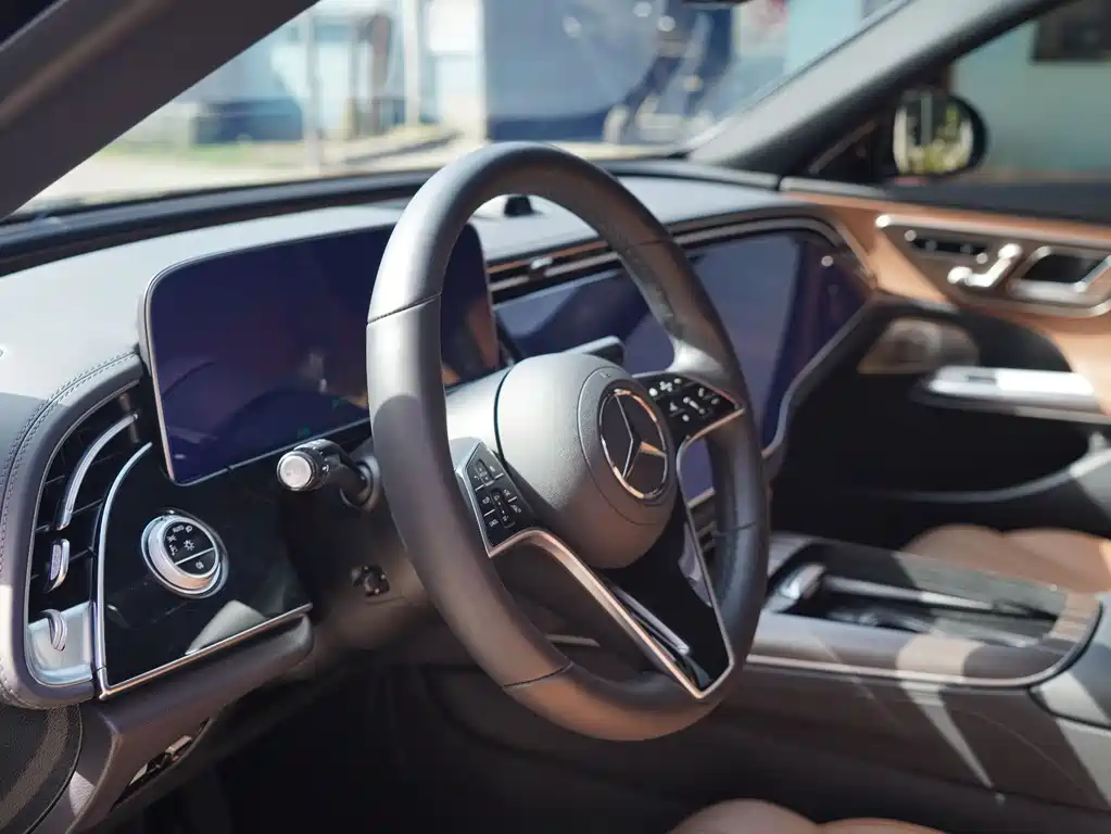 Mercedes-Benz E-Class 2024 E 300 L Luxury Model купить на сайте DeffCars