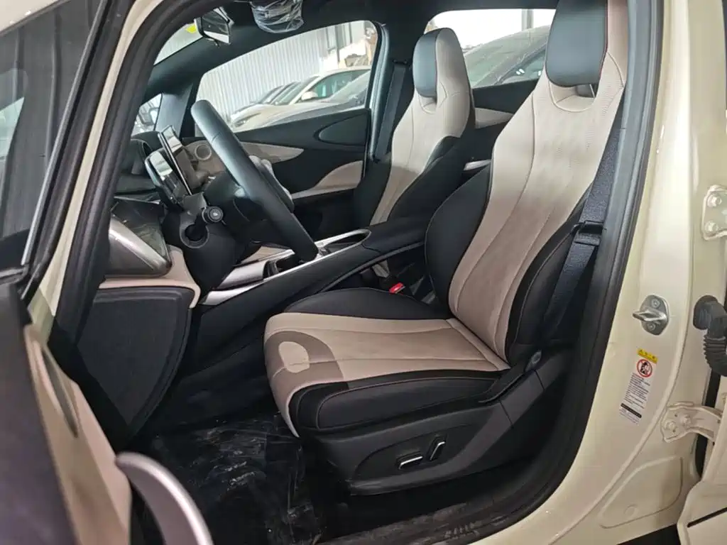 Dolphin 2025 420km Free Edition купить на сайте DeffCars