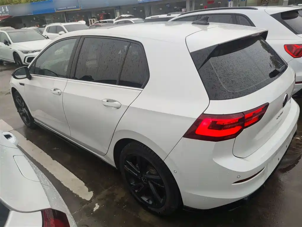 Golf 2023 280TSI DSG R-Line Lite купить на сайте DeffCars