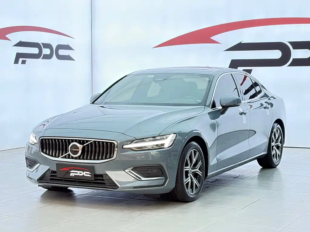 Volvo S60 2023 B4 Zhiyuan Luxury Edition купить на сайте DeffCars