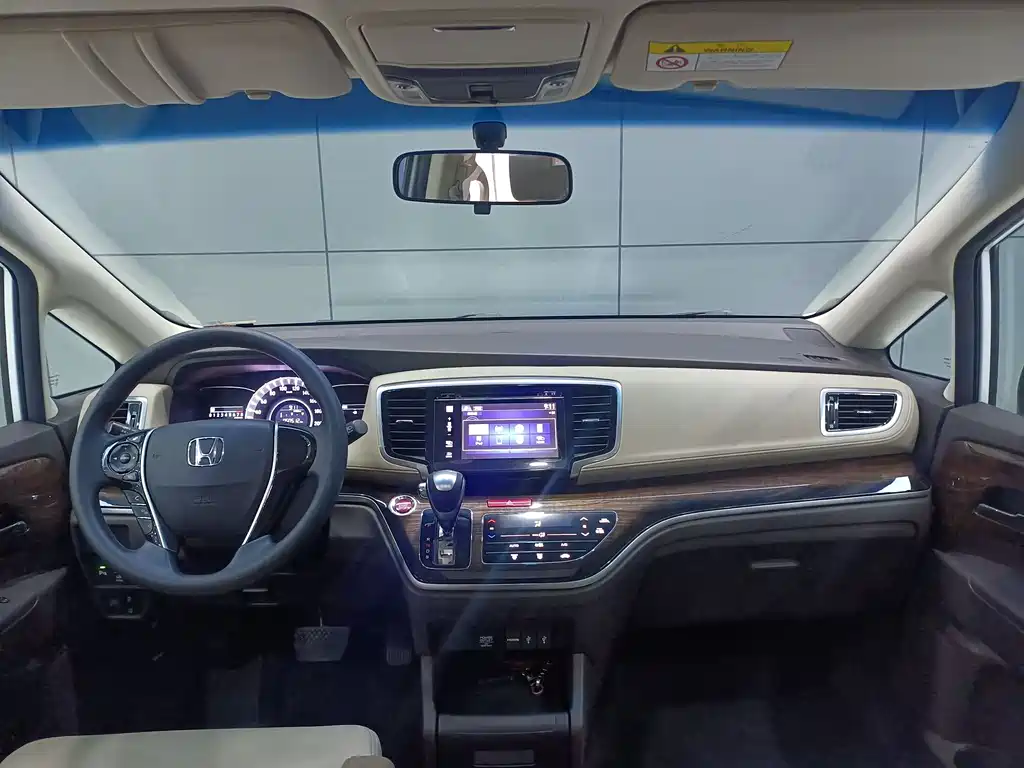 Odyssey 2017 2.4L Deluxe Edition купить на сайте DeffCars