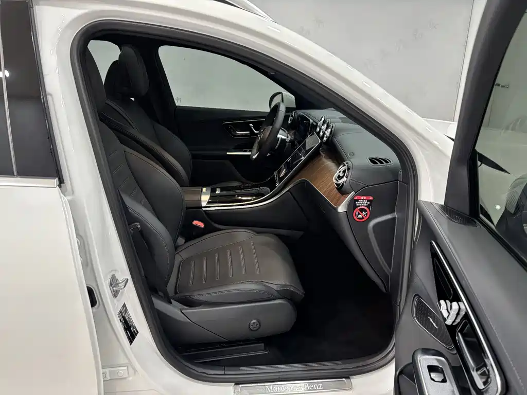 Mercedes-Benz GLC 2023 facelift GLC 300 L 4MATIC dynamic 5-seater купить на сайте DeffCars