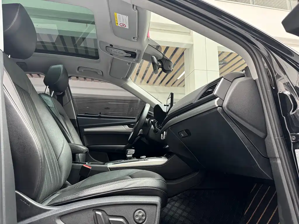 Audi Q5L 2020 facelift 40 TFSI enjoys fashionable style купить на сайте DeffCars