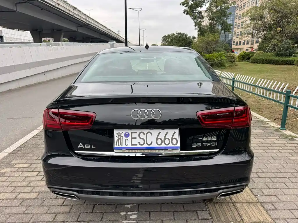 Audi A6L 2018 30th Anniversary Model 35 TFSI Fashion Model купить на сайте DeffCars