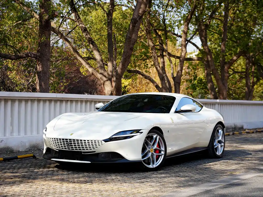 Roma 2020 3.9T V8 купить на сайте DeffCars