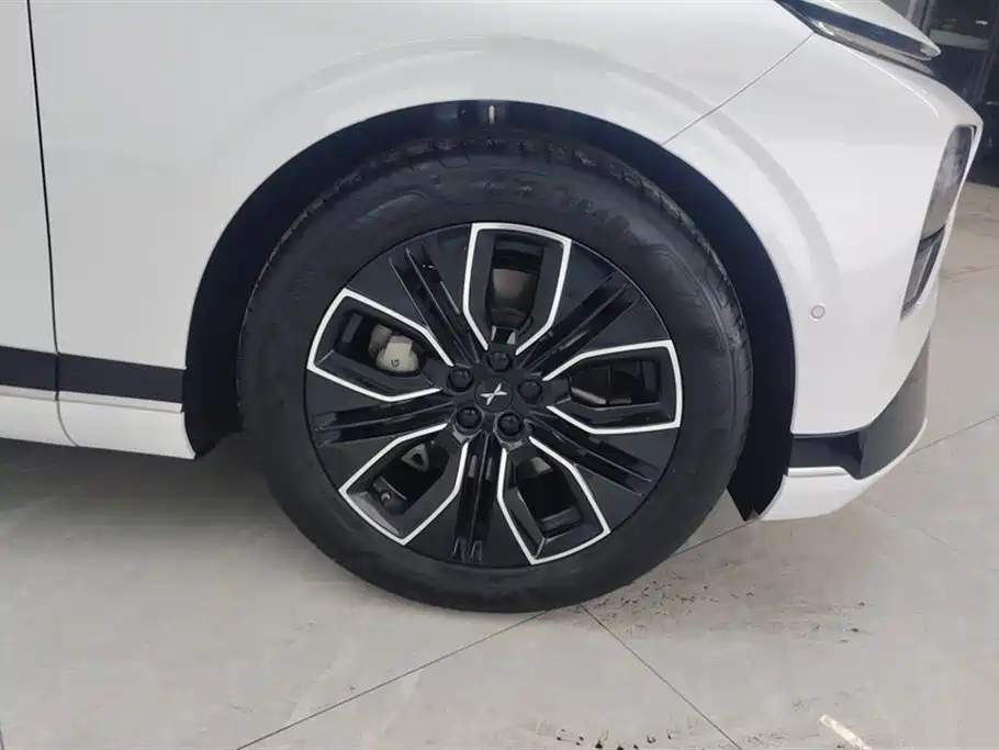 Xpeng G9 2025 model 625 long battery life Max купить на сайте DeffCars