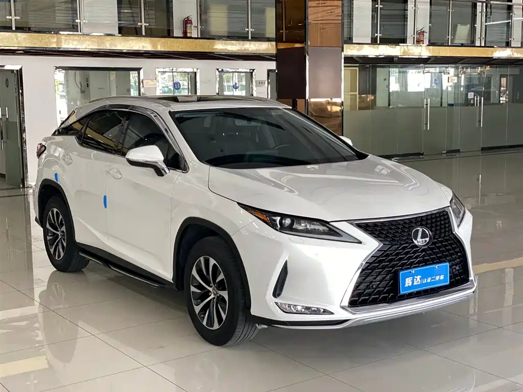 Lexus RX 2020 facelift 300 two-wheel drive elite version купить на сайте DeffCars