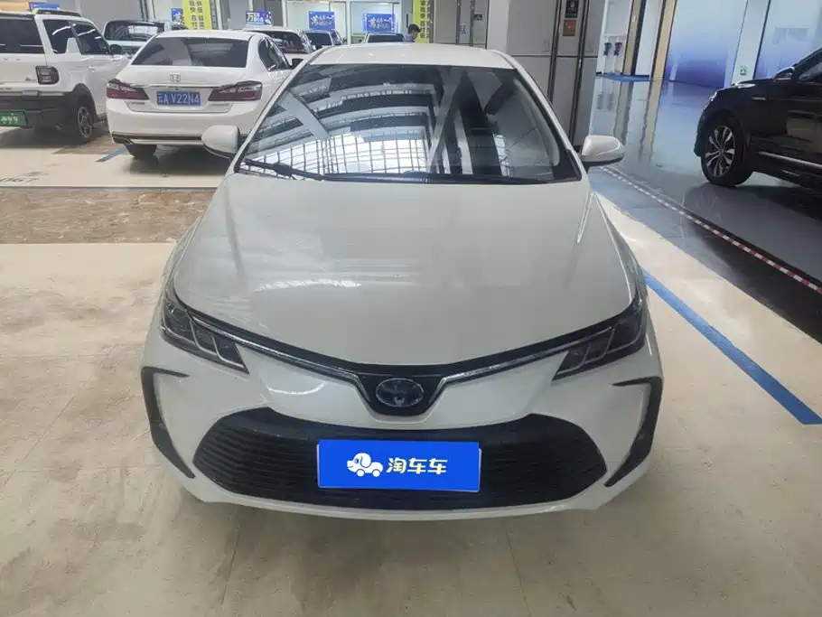 Corolla 2021 Dual Engine 1.8L E-CVT Pioneer Edition купить на сайте DeffCars