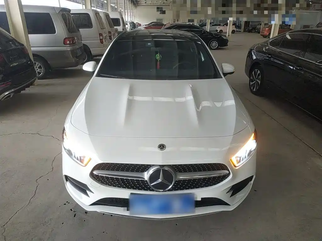 Mercedes-Benz A-Class 2021 A 200 L Sports Sedan Fashionable купить на сайте DeffCars