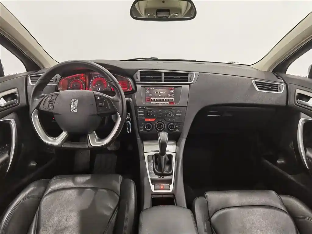 DS 5LS 2014 1.6T elegant version THP160 купить на сайте DeffCars