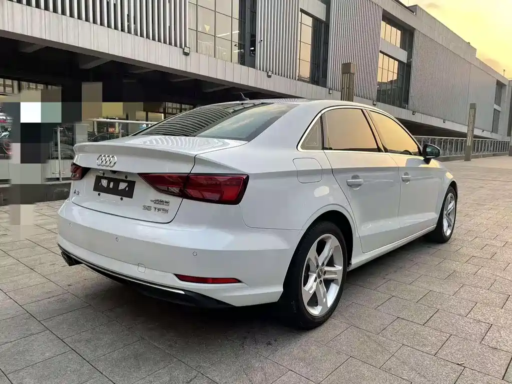 Audi A3 2019 Limousine 35 TFSI Enterprising National V купить на сайте DeffCars