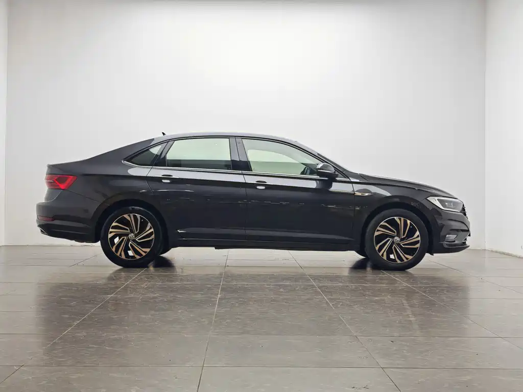 Sagitar 2019 280TSI DSG luxury model National VI купить на сайте DeffCars