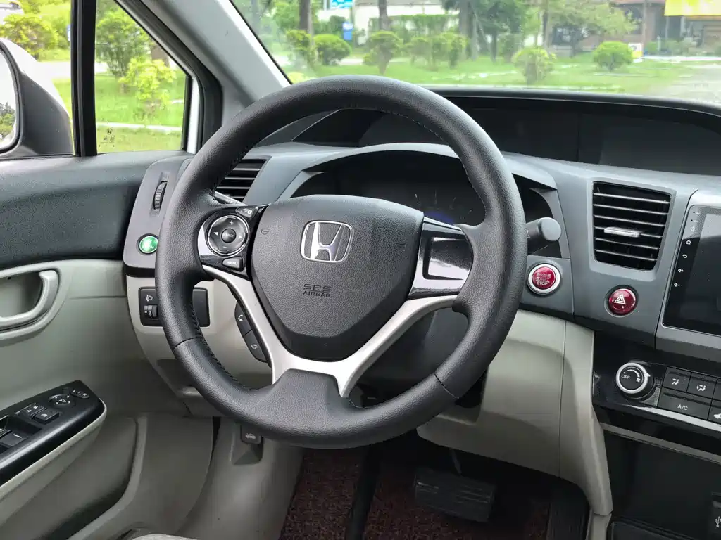 Civic 2016 1.8L automatic comfort version купить на сайте DeffCars