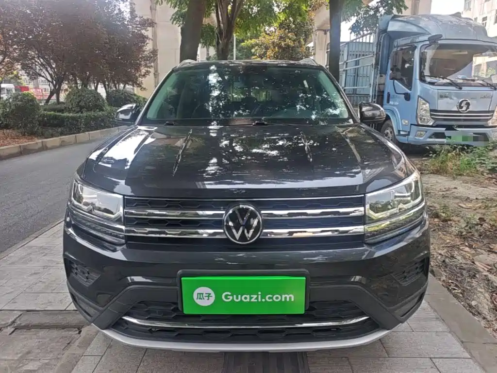 THARU 2021 330TSI four-wheel drive luxury version PLUS купить на сайте DeffCars