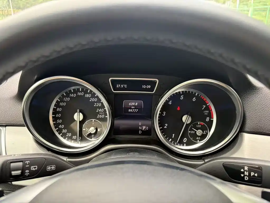 Mercedes-Benz M-Class 2015 ML 320 4MATIC купить на сайте DeffCars
