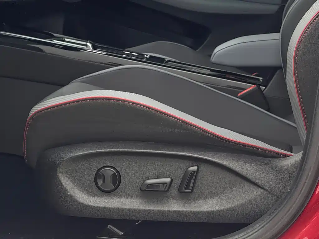 Lingdu 2023 Lingdu L 280TSI DSG Hot Edition купить на сайте DeffCars