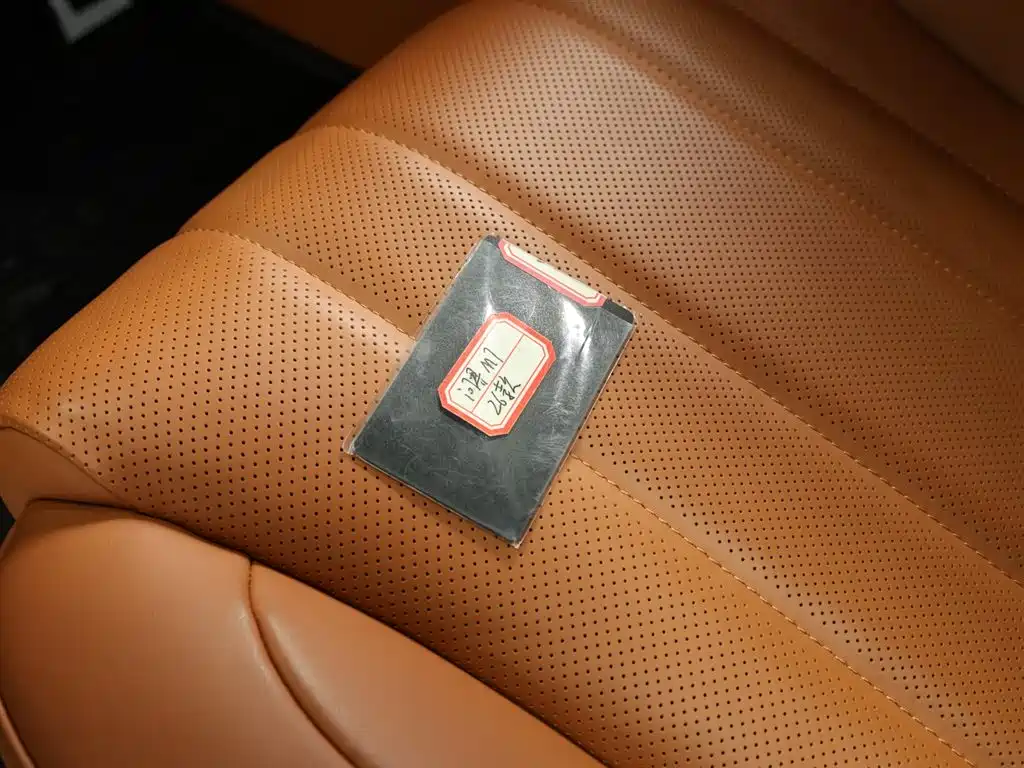 Wenjie M7 2026 extended range Max four-wheel drive version 5 seats купить на сайте DeffCars