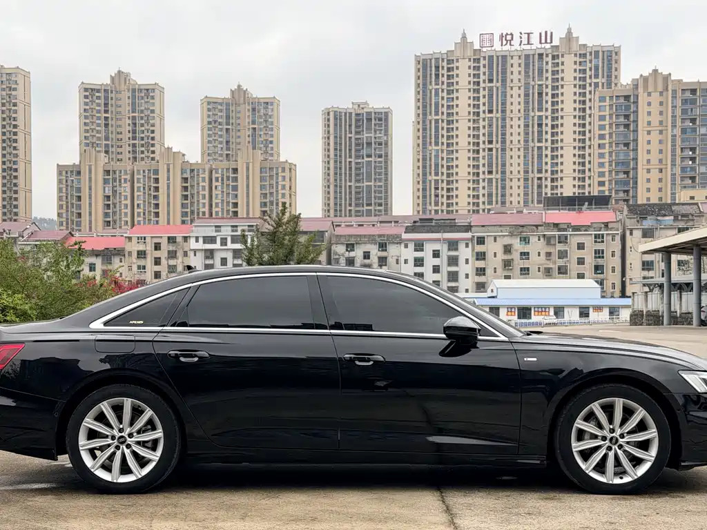 Audi A6L 2024 45 TFSI Premium Dynamic Model купить на сайте DeffCars