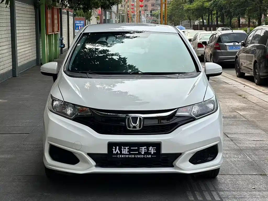 Fit 2018 1.5L CVT Comfort Edition купить на сайте DeffCars