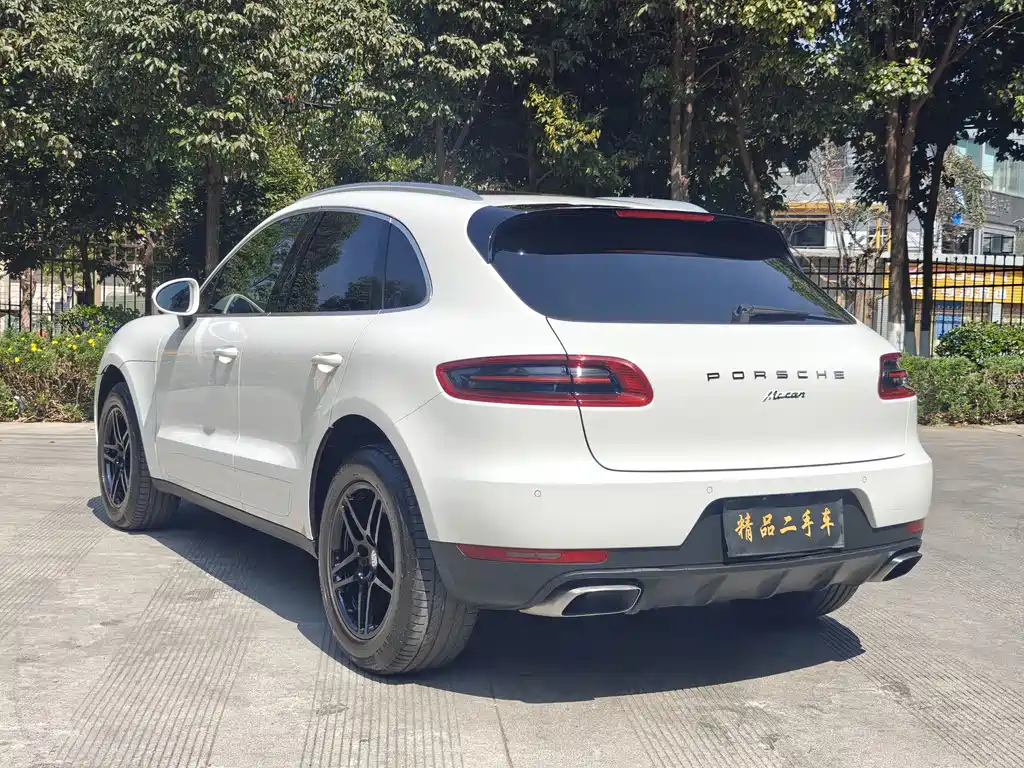 Macan 2017 Macan 2.0T купить на сайте DeffCars