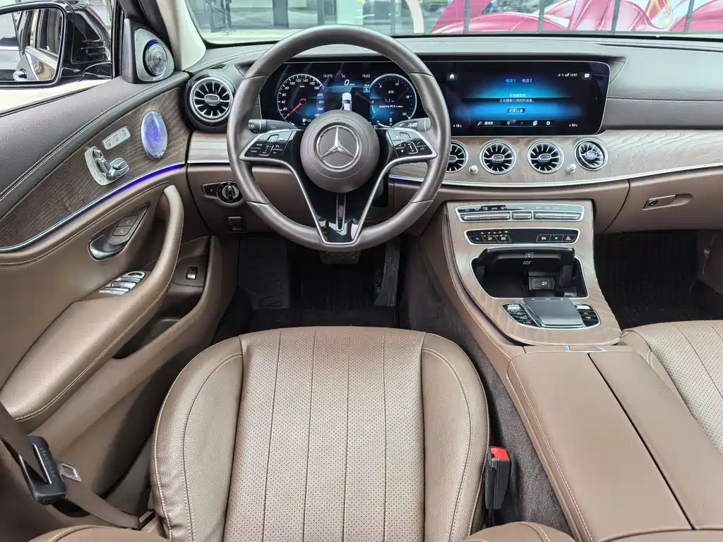 Mercedes-Benz E-Class 2023 E 300 L Luxury Model купить на сайте DeffCars