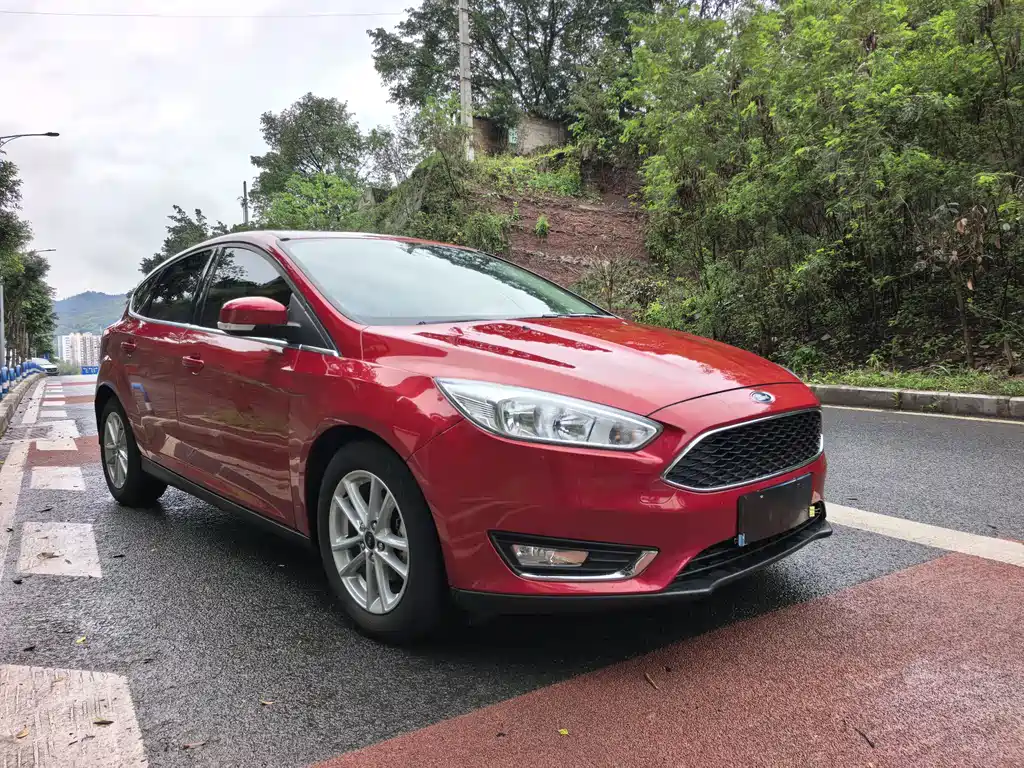 Focus 2017 Hatchback EcoBoost 180 Automatic Elite купить на сайте DeffCars