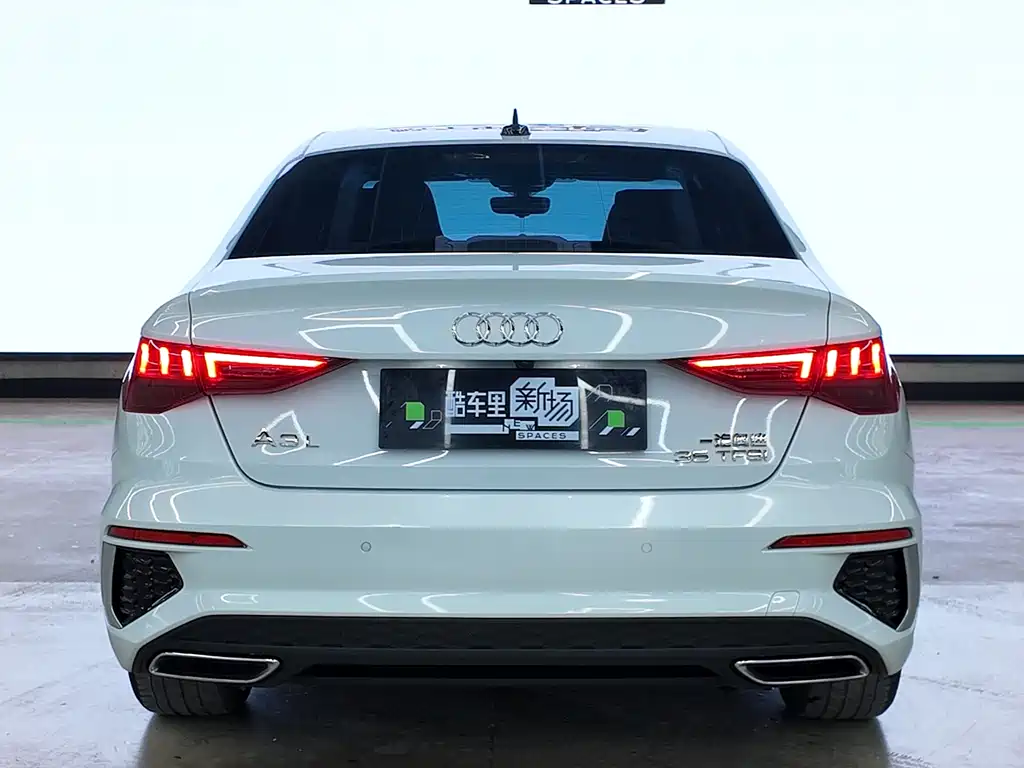 Audi A3 2021 A3L Limousine 35 TFSI Fashionable and Sporty купить на сайте DeffCars