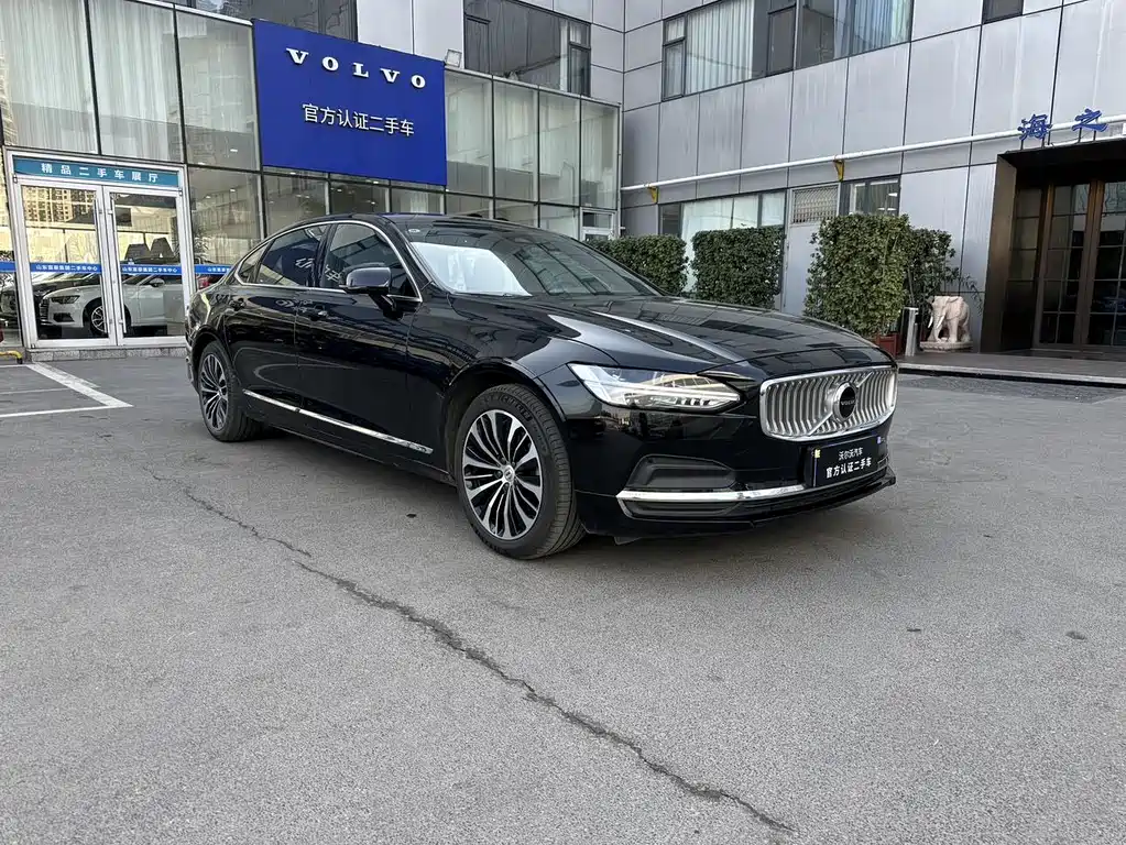 Volvo S90 2024 B5 Zhiyi Luxury Edition купить на сайте DeffCars
